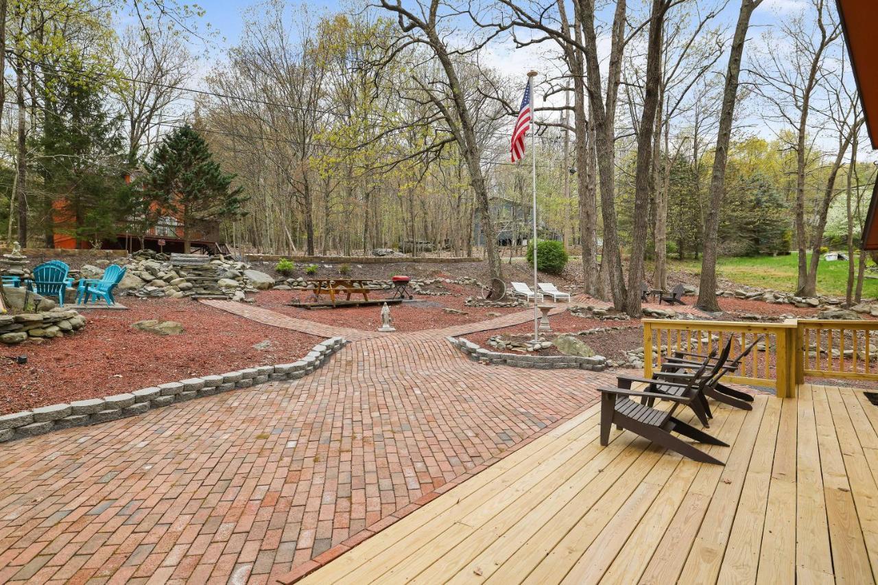 Premier Cozy Cabin - Free Amenities & Comm Indoor Pools Bushkill Εξωτερικό φωτογραφία