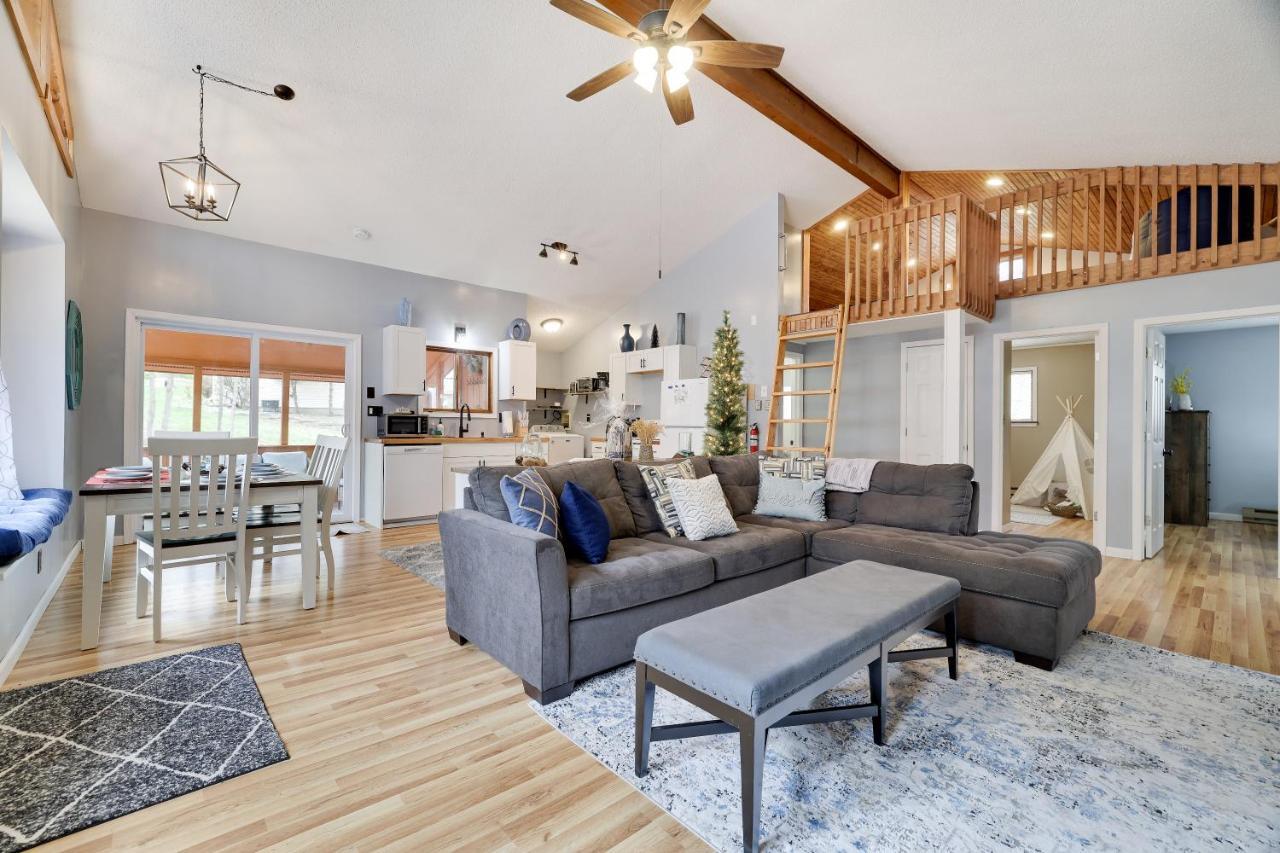 Premier Cozy Cabin - Free Amenities & Comm Indoor Pools Bushkill Εξωτερικό φωτογραφία