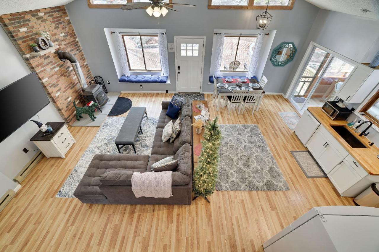 Premier Cozy Cabin - Free Amenities & Comm Indoor Pools Bushkill Εξωτερικό φωτογραφία